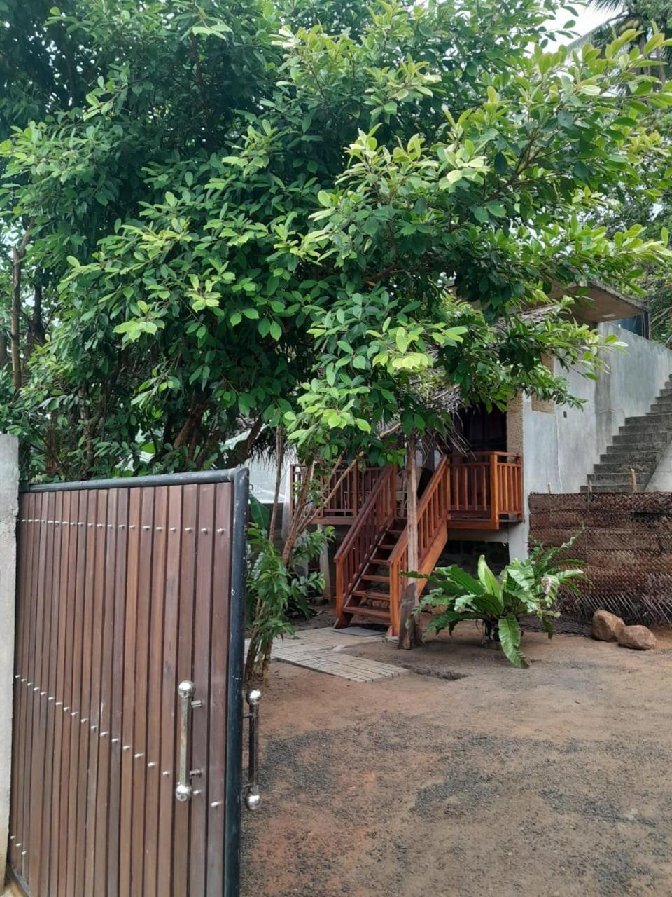 Abraham Beach House Tangalle Exterior photo