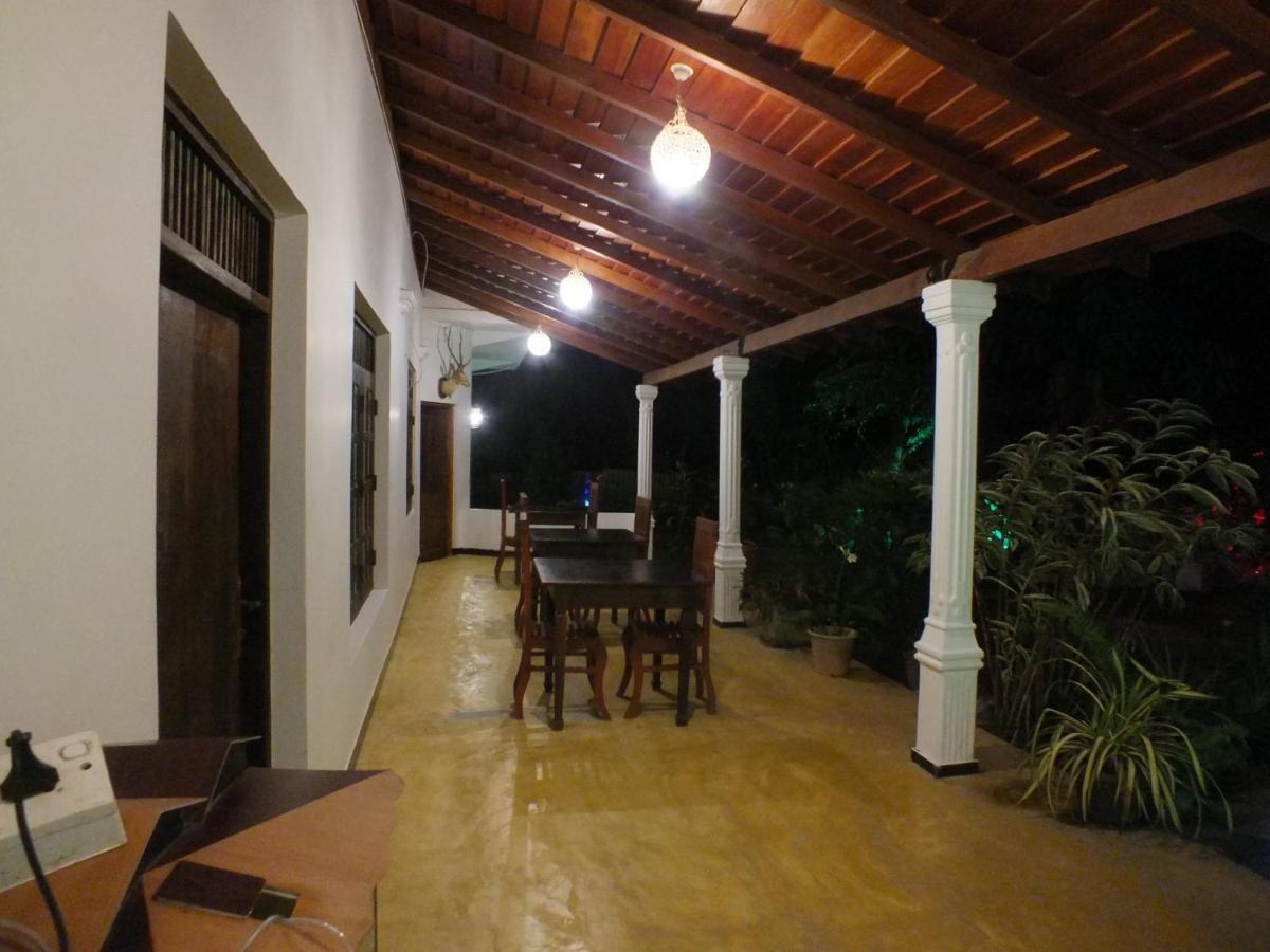 Abraham Beach House Tangalle Exterior photo
