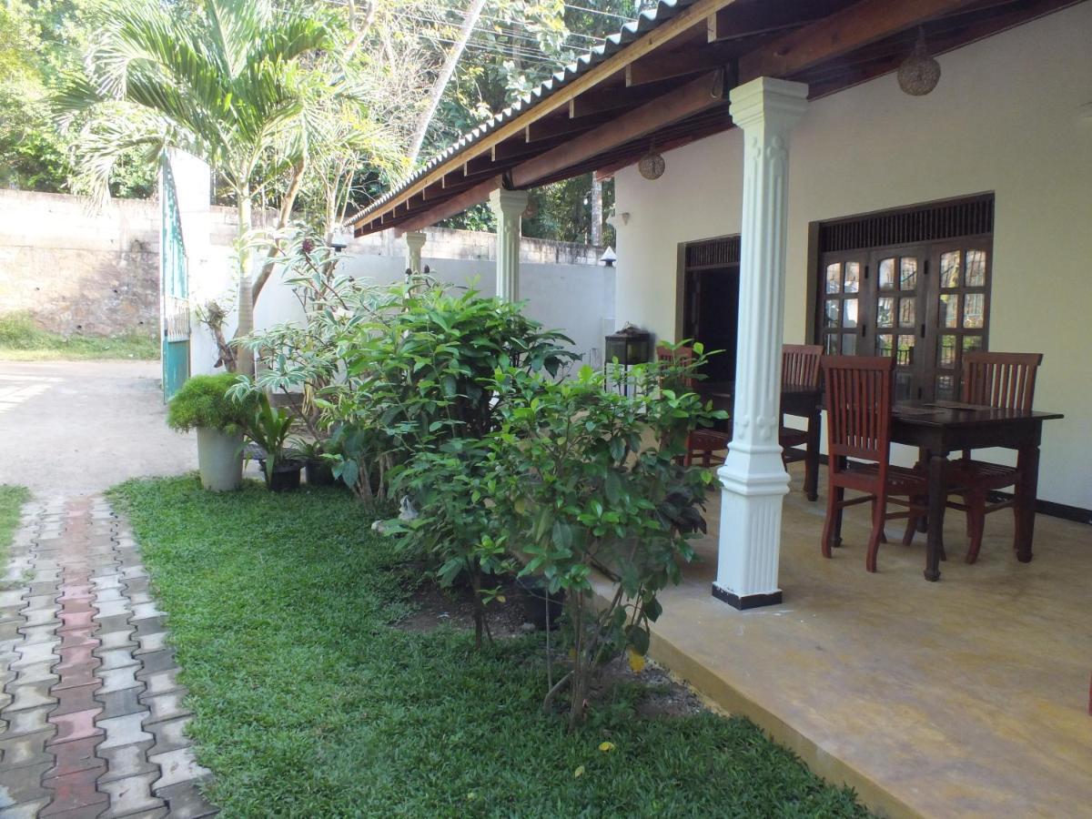 Abraham Beach House Tangalle Exterior photo